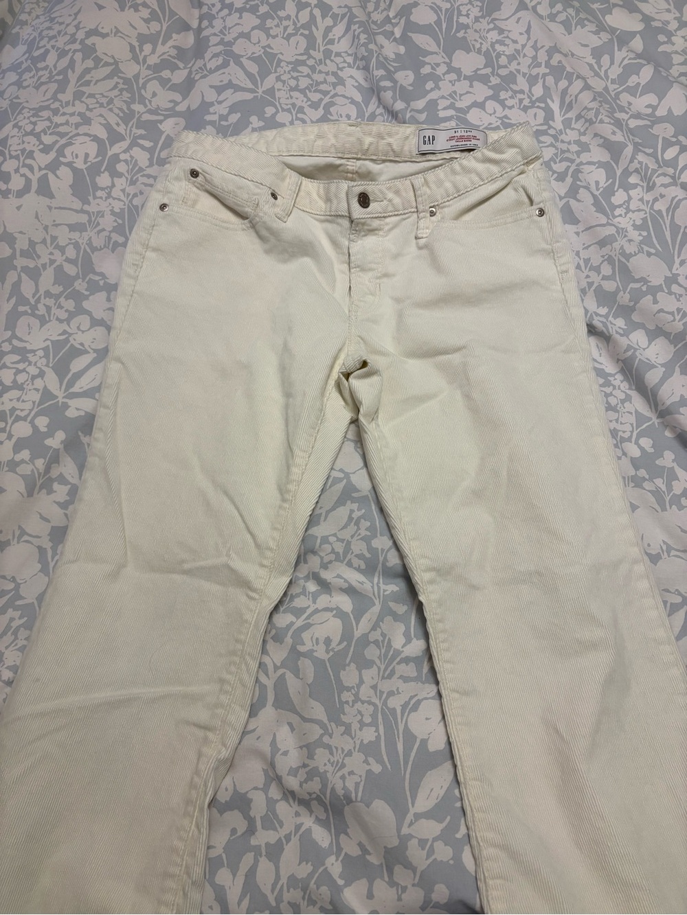 GAP Off-White Wide-Leg Jeans